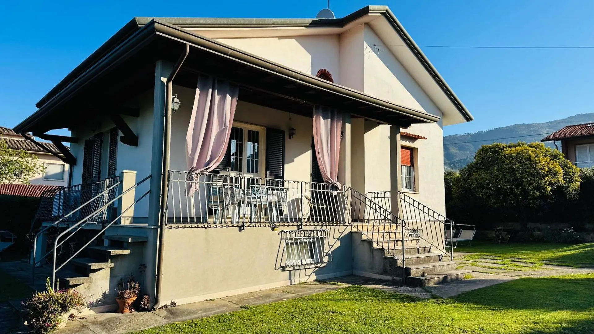 Versilia Apartment With Garden Montignoso